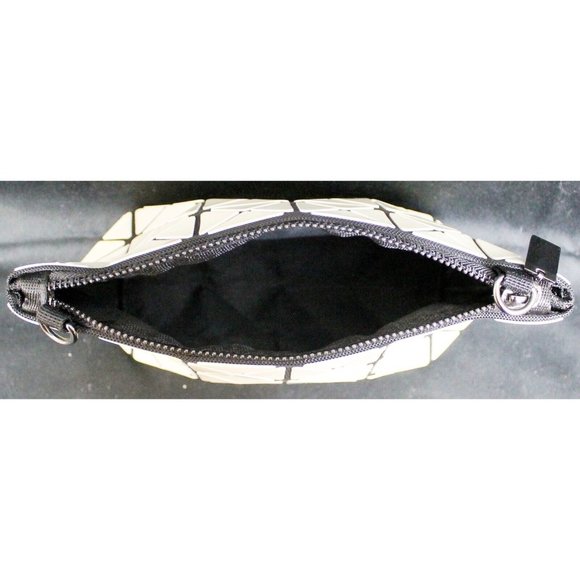 White Triangle Prism Geometric Bag Crossbody Purse Removable Chain 9.5" x 5" - Picture 11 of 13